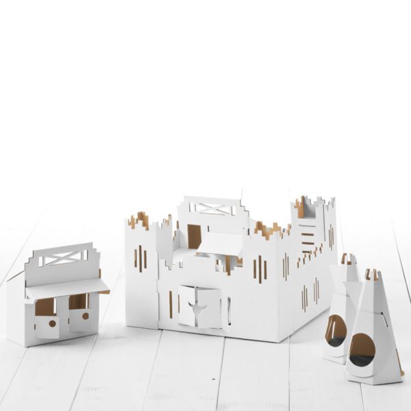Calafant Western Fort - kids cardboard model ready to decorate